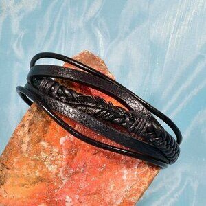 Vault Winston Mens 5 Layer Metal Clasp Leather Bracelet Black Gift Boxed